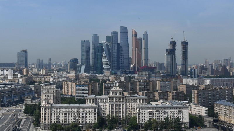 Более чем 440 тысяч москвичей смогли найти работу за последние годы
