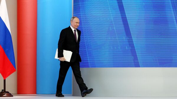На программу "Время героев" за сутки подали 14 тысяч заявок