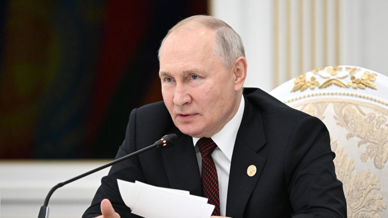 Путин назвал проект "Послезавтра" ярким и неординарным