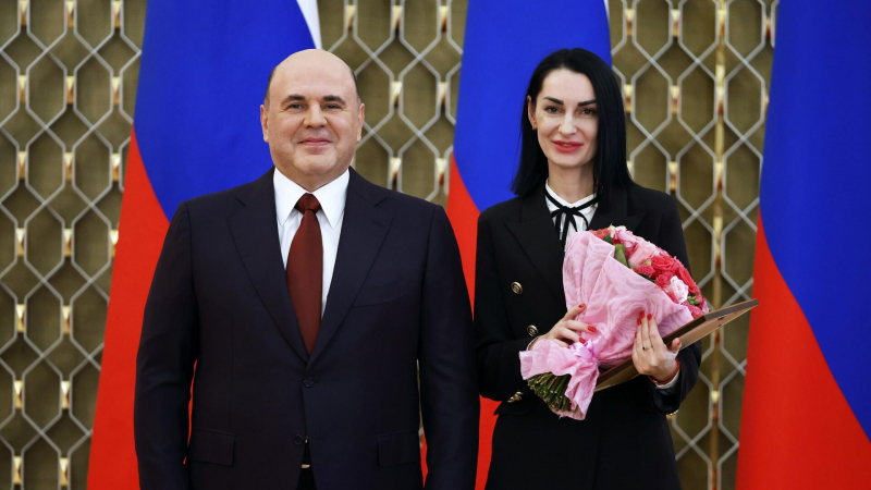 Володин наградил парламентских журналистов